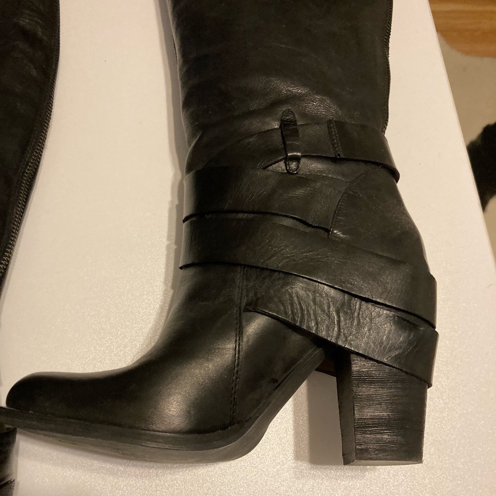 Fergie Varsity Knee High Boots - Picture 13 of 15